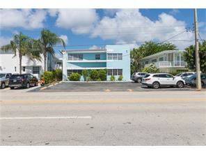 Main picture of 2850 Pine Tree Dr