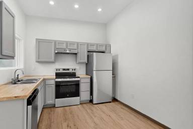 Main picture of 9368 Valley View Dr NW