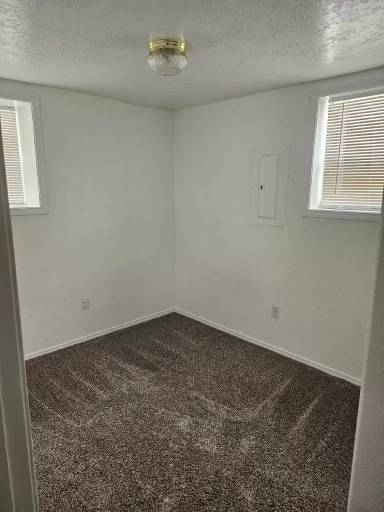 Main picture of 204 Lincoln St