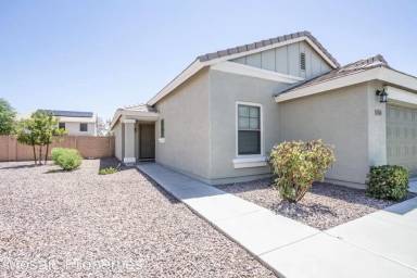 Main picture of 32843 N Quarry Hills Dr