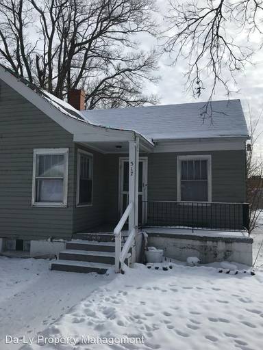 Main picture of 515 W John St