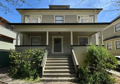 Main picture of 711 18th St