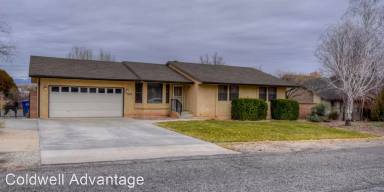 Main picture of 1111 Chokeberry Dr