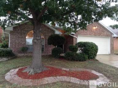 Main picture of 8100 Heritage Place Dr