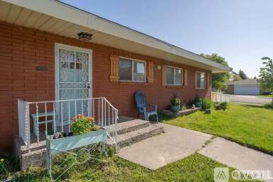 Main picture of 947 Cassia Ave
