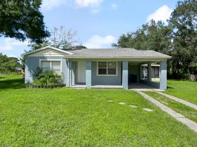 Main picture of 203 5th Ave NW