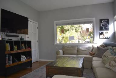 Main picture of 2140 Portola Way
