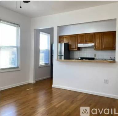 Main picture of Glover Ave