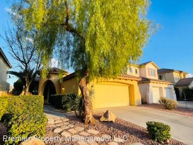 Main picture of 10668 Isola Bella St