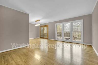 Main picture of 4702 Declaration Ct