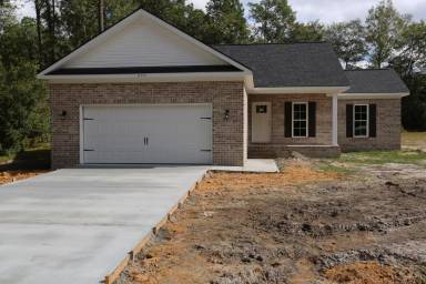 Main picture of 205 Zetterower Rd