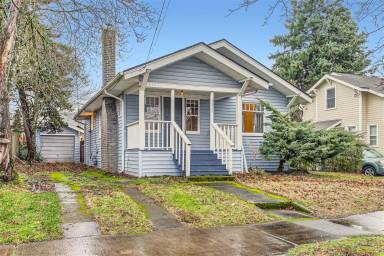 Main picture of 3325 NE 50th Ave