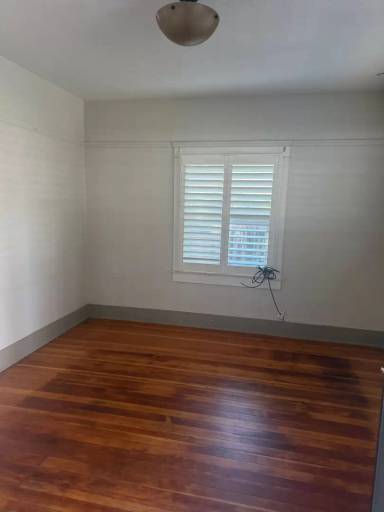 Main picture of 1220 E Canal Dr