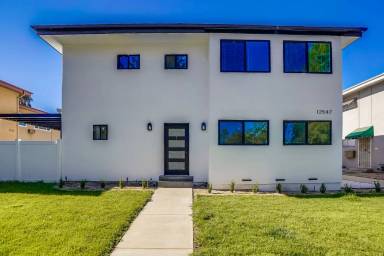 Main picture of 12547 Chandler Blvd