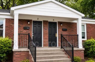 Main picture of 200 Solomon St