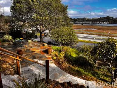 Main picture of 182 Almonte Blvd
