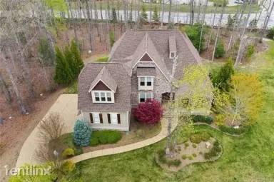 Main picture of 1407 Idstone Way