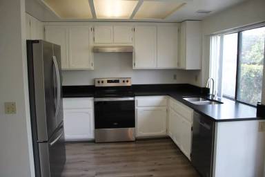 Main picture of 952 Alyssum Rd