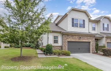 Main picture of 318 Rubrum Dr