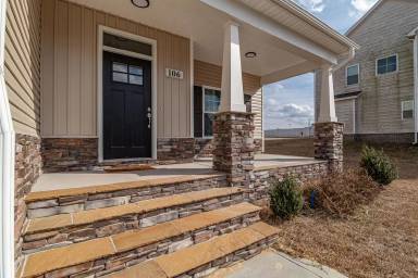 Main picture of 106 Aspen Ridge Dr