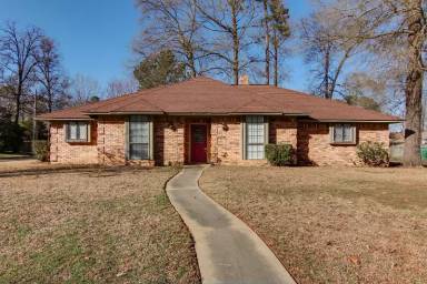 Main picture of 3008 Crestridge Dr