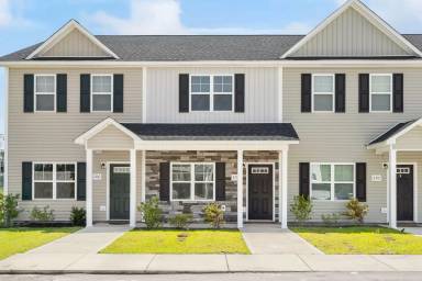 Main picture of 204 Alexa Pl