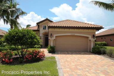 Main picture of 7302 Acorn Way