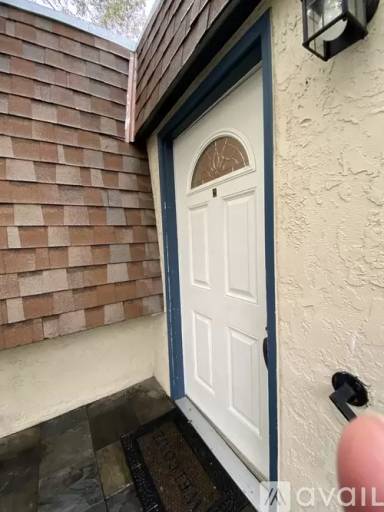 Main picture of 2418 Karen Dr