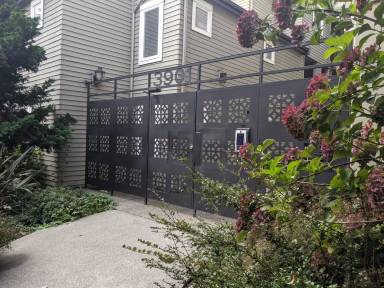 Main picture of 3901 Fremont Ave N