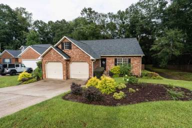 Main picture of 5817 Countryside Dr