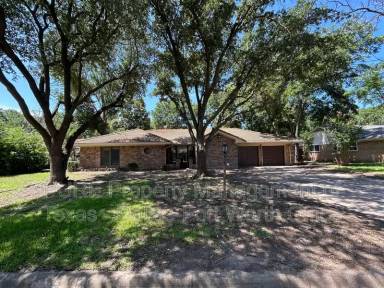 Main picture of 8913 Sirocka Dr