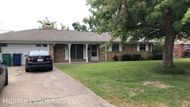 Main picture of 1208 Alpine St