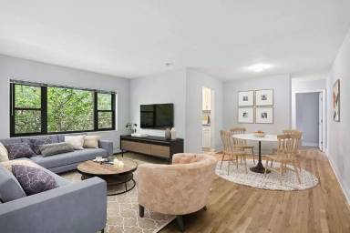 Main picture of Eagle Rock Apartments at Hicksville