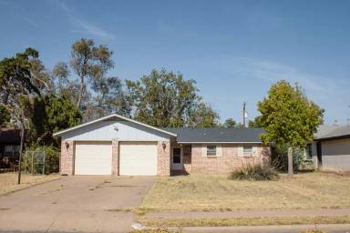 Main picture of 4406 54th St