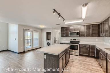 Main picture of 5865 W 11th Ave