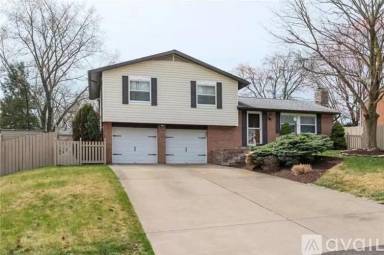 Main picture of 151 Pilgrim Dr