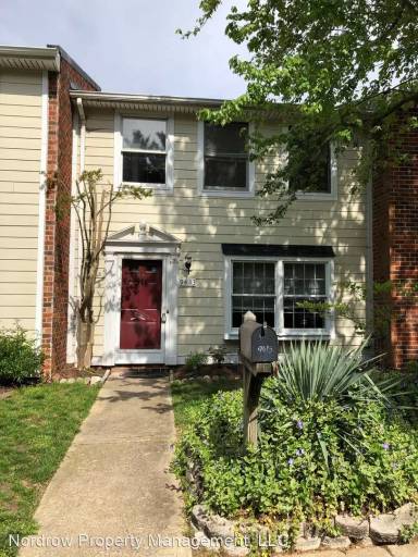 Main picture of 9413 Poppy Ct