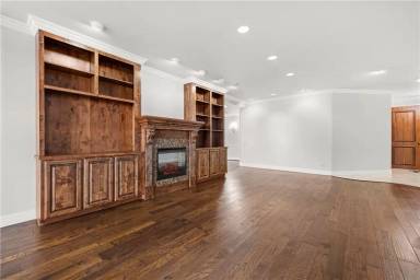 Main picture of 4500 Ocean Dr