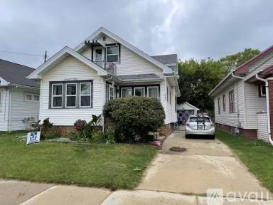 Main picture of 2508 Jerome Blvd