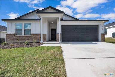 Main picture of 266 Fawn Ridge Dr