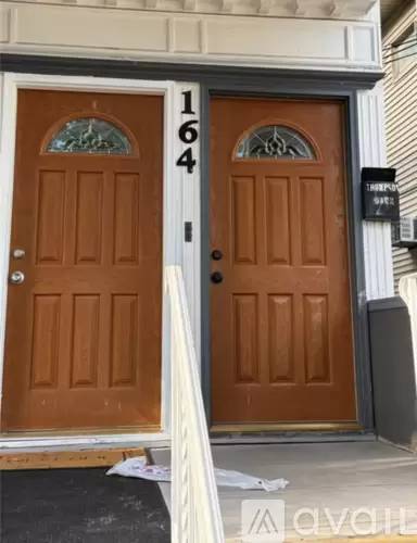 Main picture of 164 Autumn St