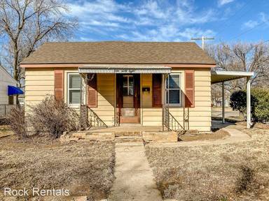 Main picture of 938 E 9th Ave