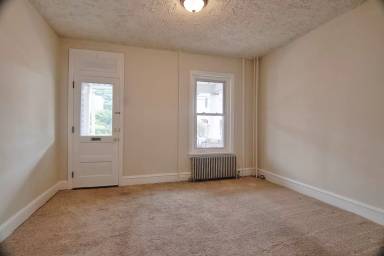 Main picture of 175 S Roland St