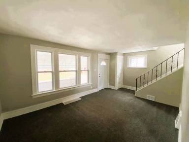 Main picture of 1289 Girard St