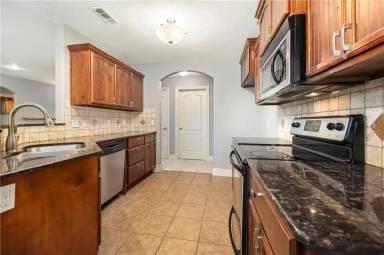 Main picture of 2958 N Cassius Ln