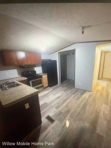 Main picture of 110 Armentor St