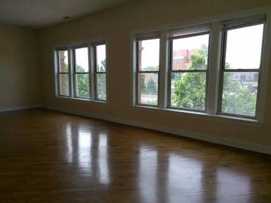 Main picture of 1761-75 W Wilson Ave