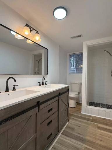 Main picture of 1501 Chris Dr