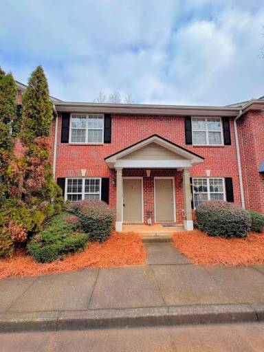 Main picture of 460 Barnett Shoals Rd