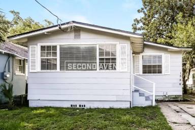 Main picture of 1550 W 2nd St